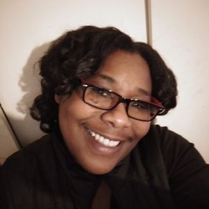 Meet your Posher, Latoya